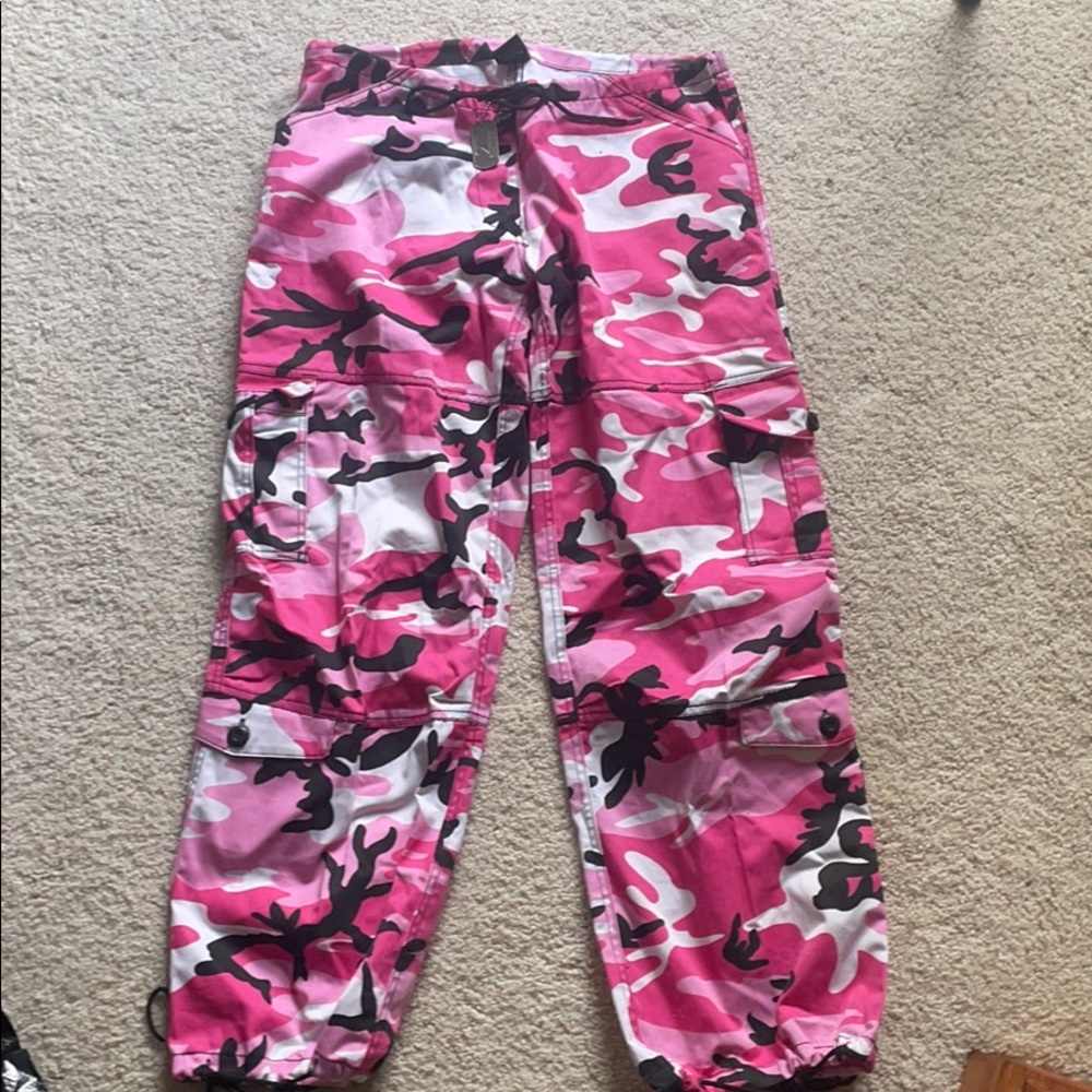 Zumies pink camo pants